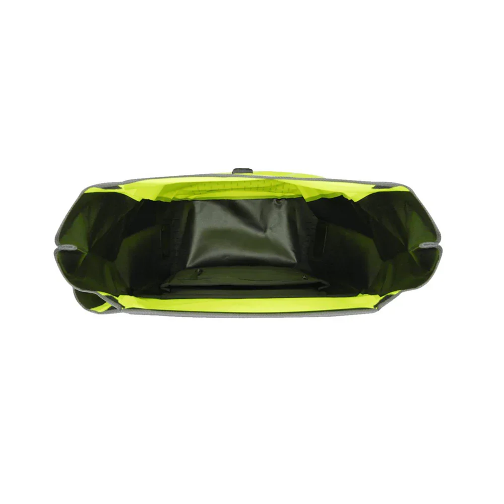 Thunderstorm City Waterproof Cycling Backpack 30L - Image 3